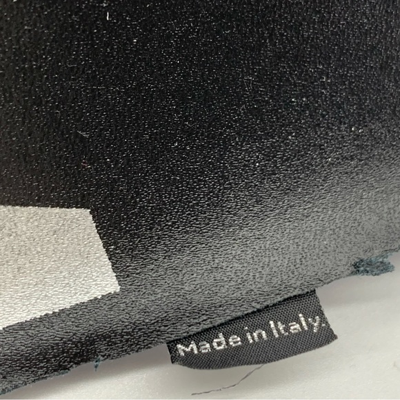 P448 John Glitter Low Top Sneaker - Picture 15 of 16